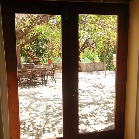 Garden Kamara House Gospodarstwo wiejskie *