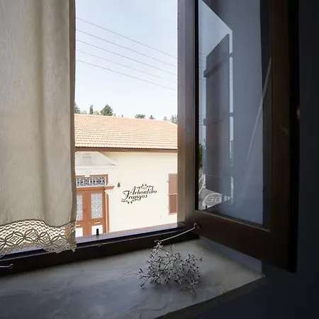 Εξοχικό σπίτι Garden Kamara House *